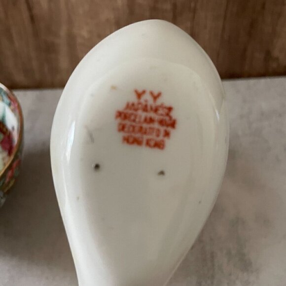 Vintage Rose Medallion Bowl and Spoon Y. Y. Japanese Porcelain Ware Hong Kong - Picture 13 of 13